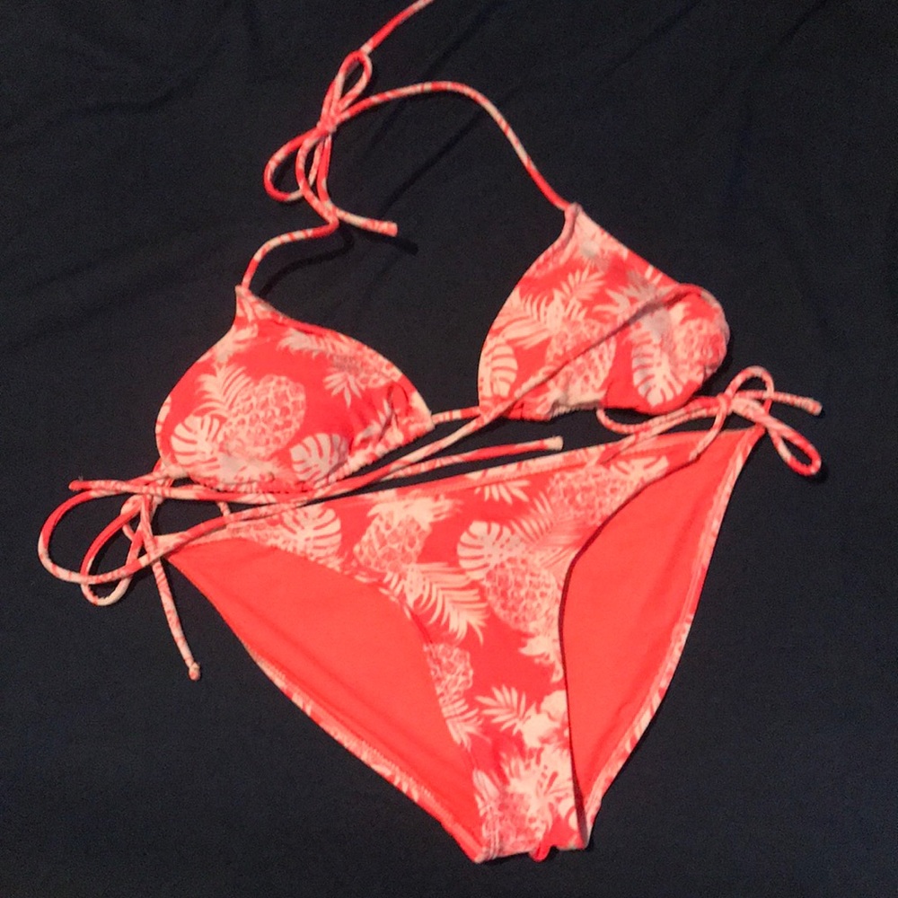 New bikini set